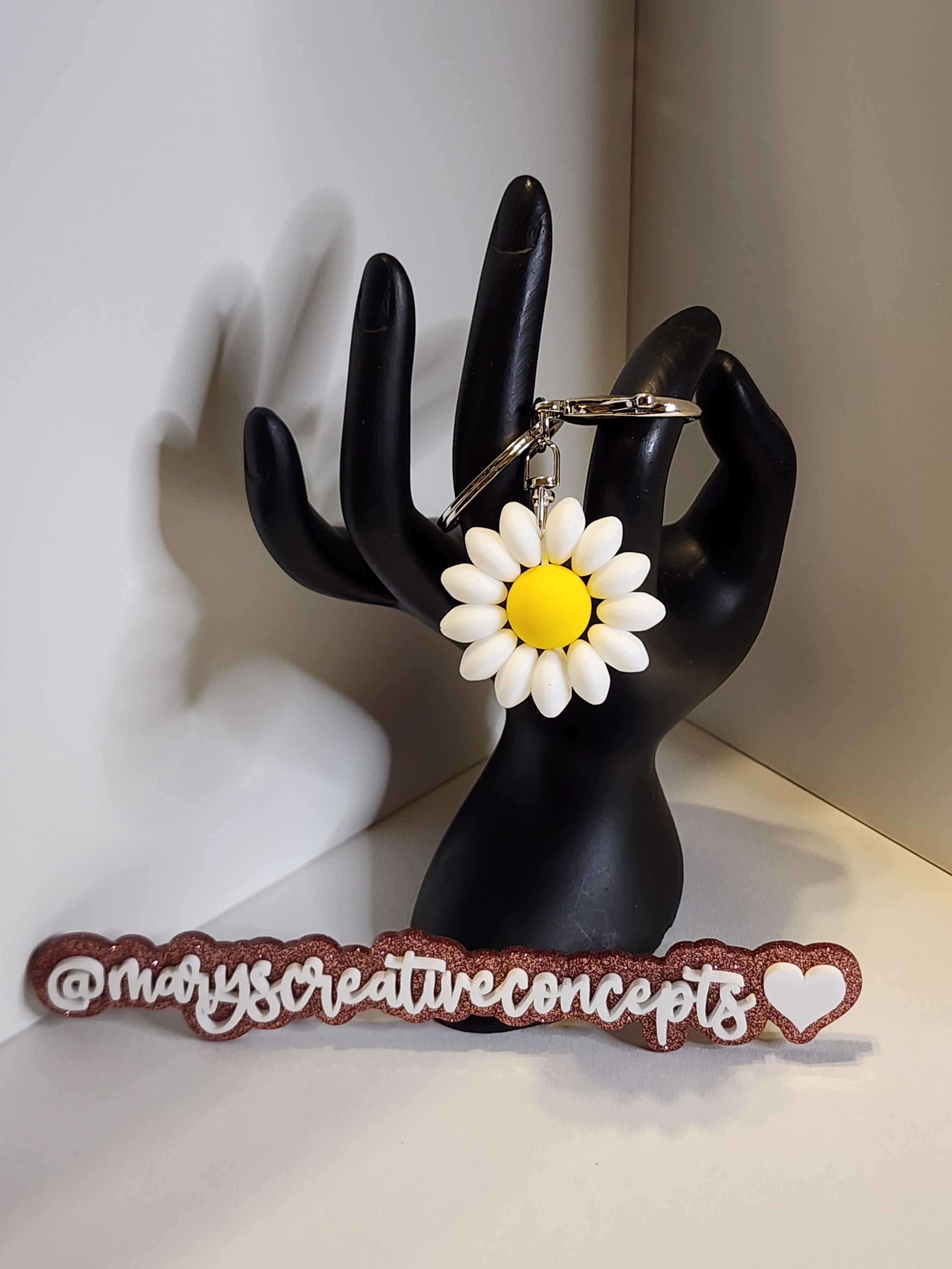 White /Yellow Flower Keychain